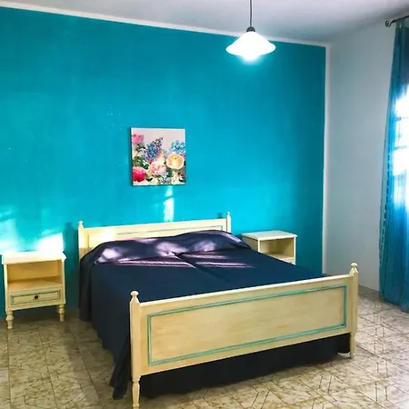 Prázdninový dům Therasia Torre Suda